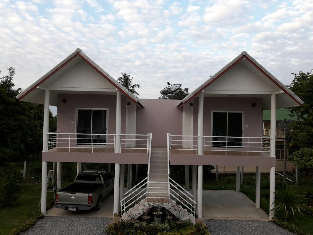 Baan Suan Geb Tawan Hotel ลพบุรี ภายนอก รูปภาพ