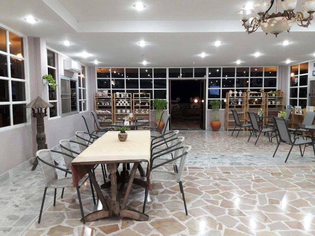 Baan Suan Geb Tawan Hotel ลพบุรี ภายนอก รูปภาพ